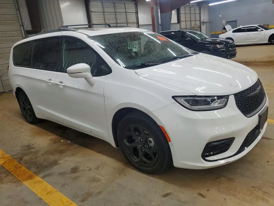 2021 CHRYSLER PACIFICA HYBRID LIMITED  