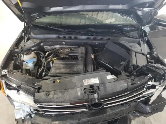 2017 VOLKSWAGEN JETTA SE  