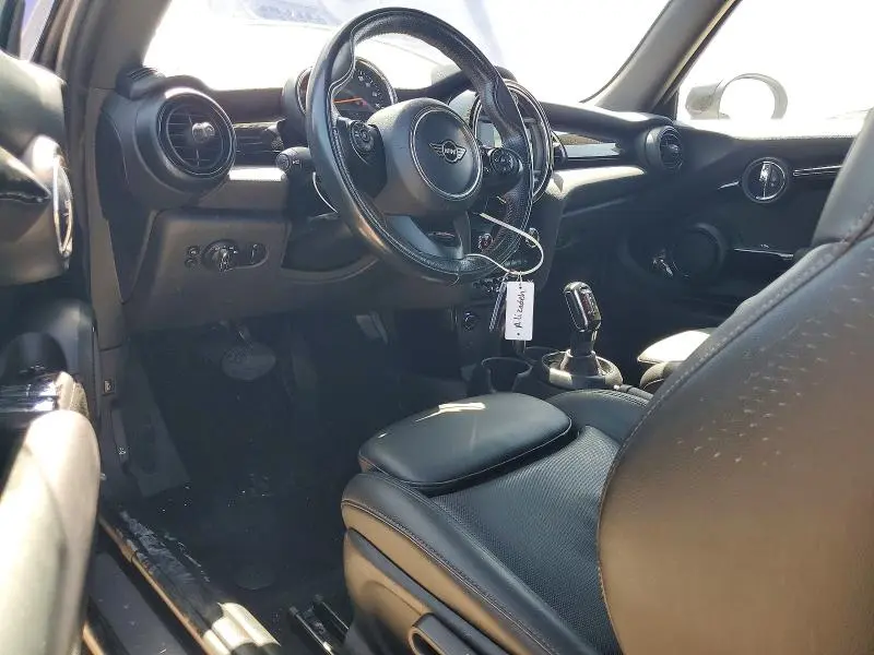 2021 MINI COOPER S  