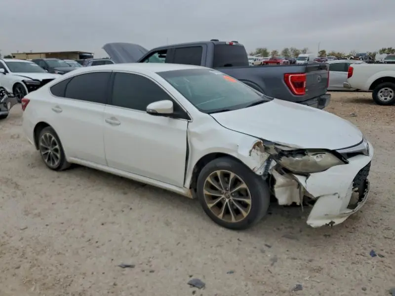 2016 TOYOTA AVALON XLE  