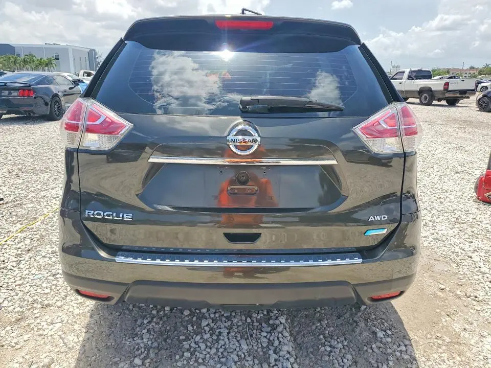 2014 NISSAN ROGUE S  