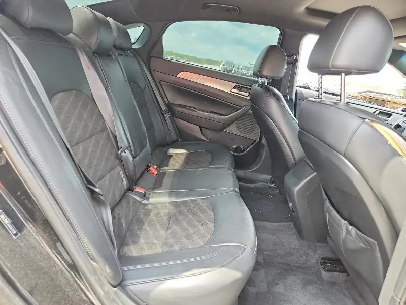 2018 HYUNDAI SONATA SPORT  