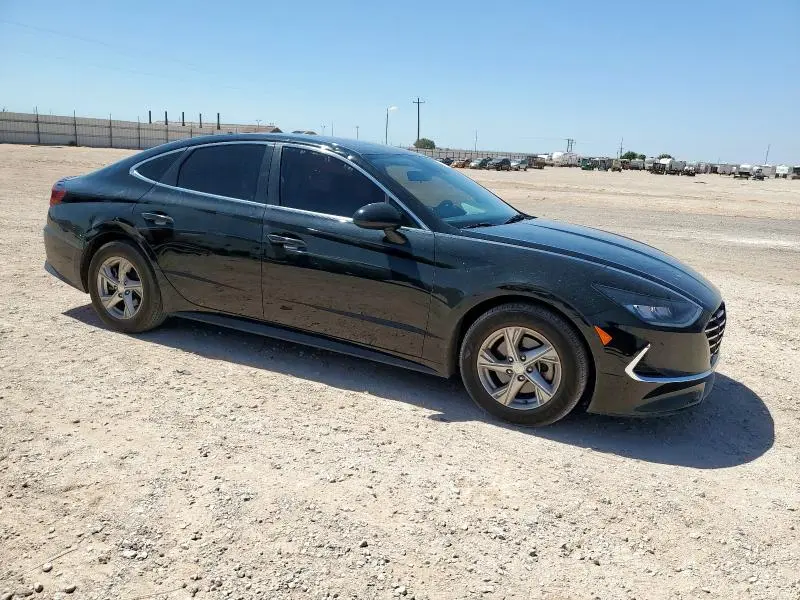 2020 HYUNDAI SONATA SE  