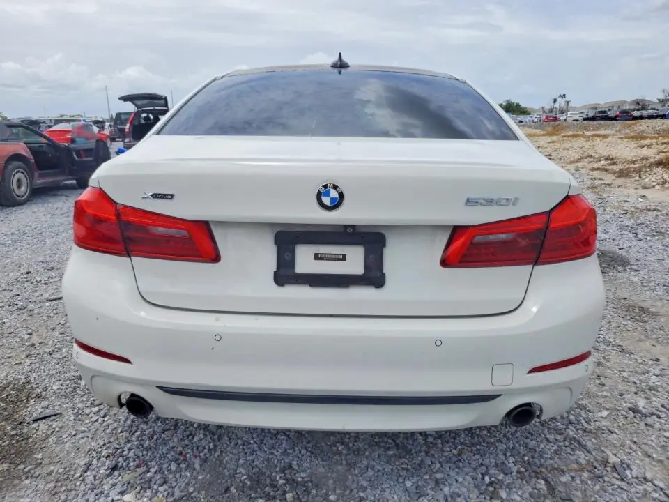 2020 BMW 530 XI  
