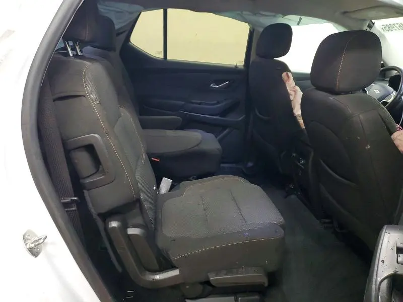 2021 CHEVROLET TRAVERSE LT  