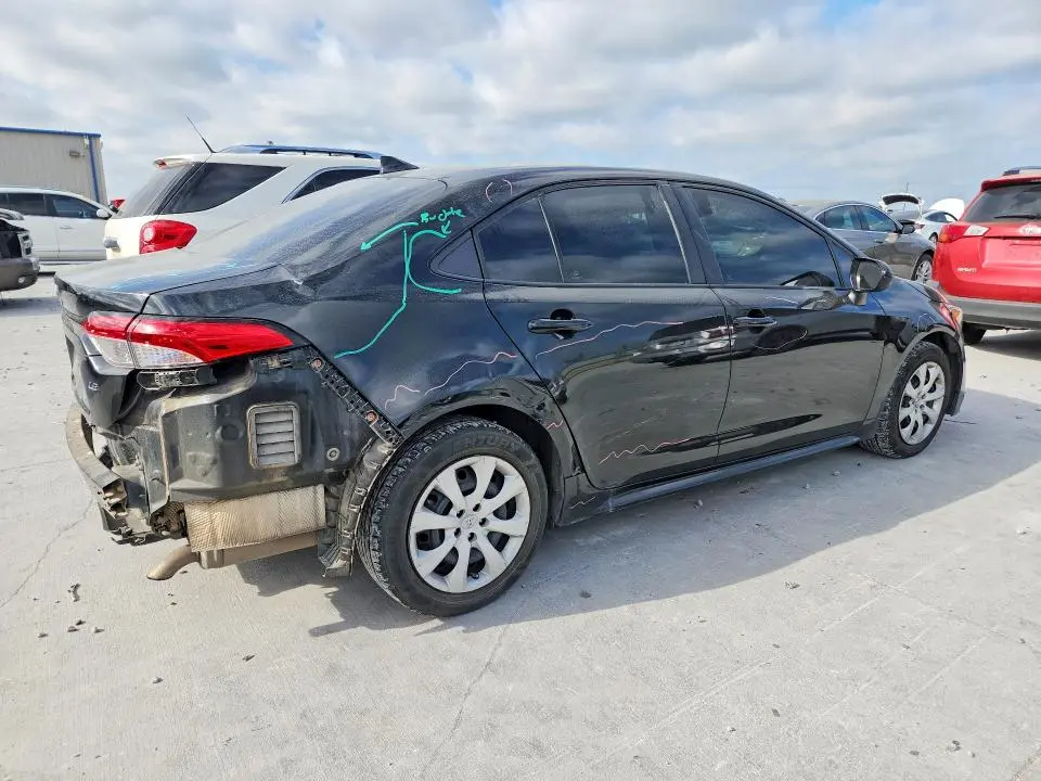 2021 TOYOTA COROLLA   