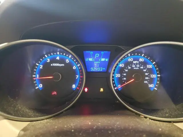 2011 HYUNDAI TUCSON GLS  