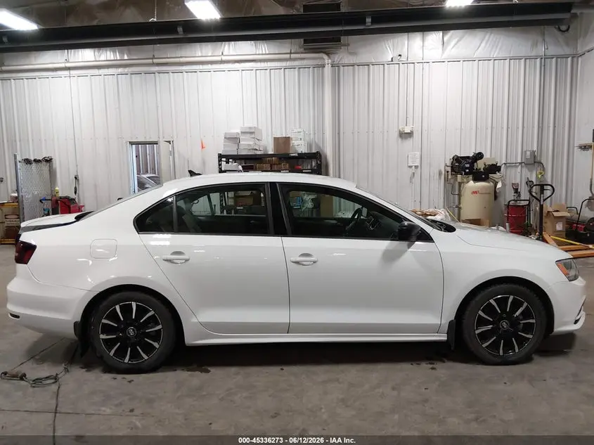 2016 VOLKSWAGEN JETTA 1.8T SPORT