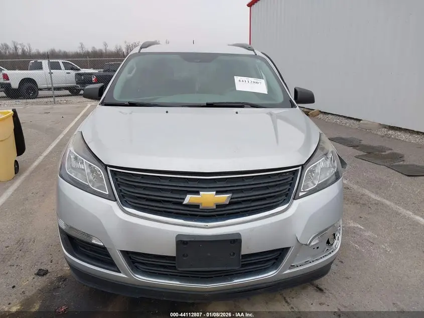 2017 CHEVROLET TRAVERSE LS