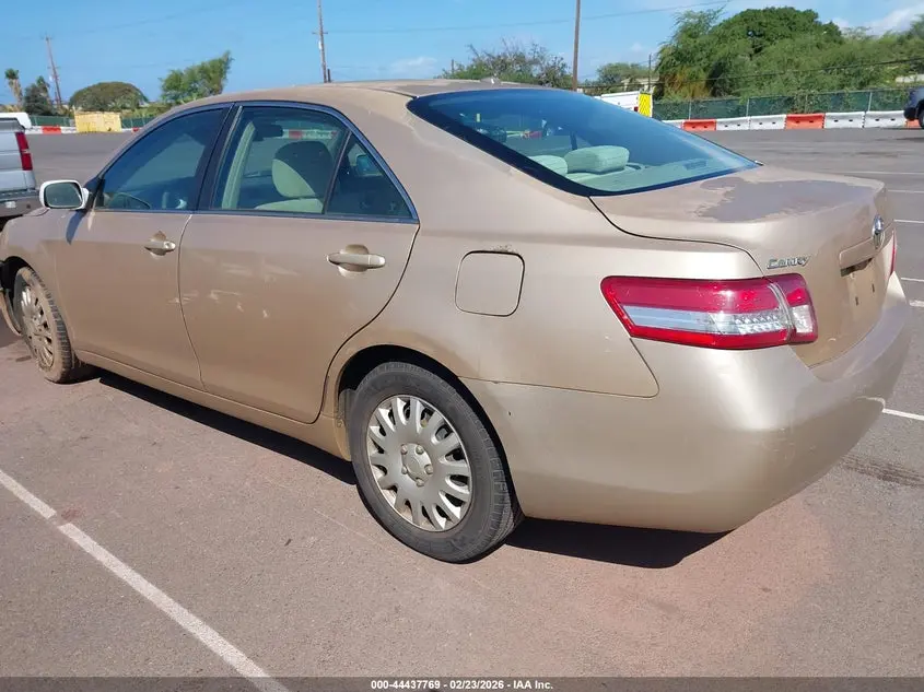 2010 TOYOTA CAMRY LE
