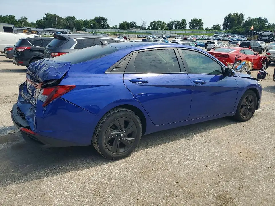 2021 HYUNDAI ELANTRA SEL  