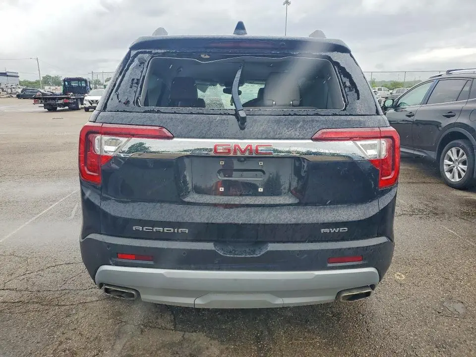 2021 GMC ACADIA SLT  