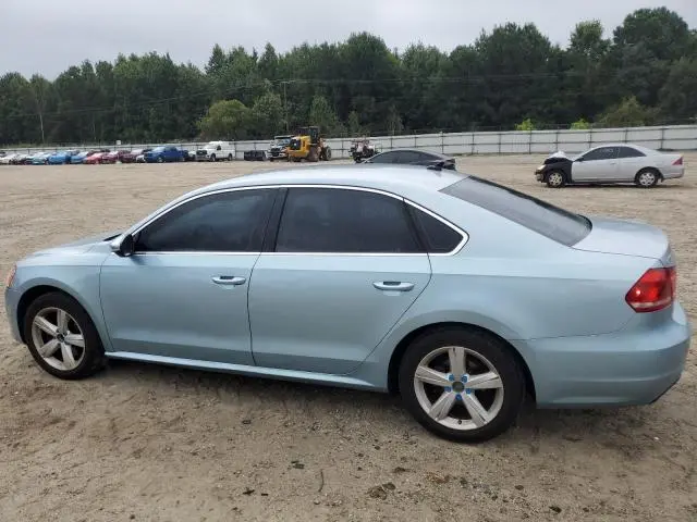 2012 VOLKSWAGEN PASSAT SE  