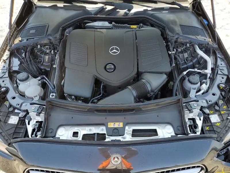 2023 MERCEDES-BENZ C 300  