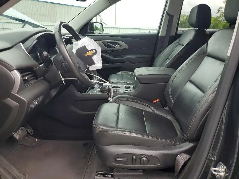 2020 CHEVROLET TRAVERSE LT  