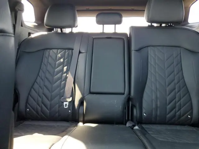 2024 KIA SPORTAGE X LINE  