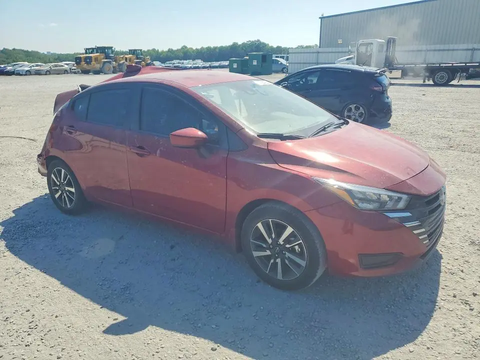 2025 NISSAN VERSA SV  