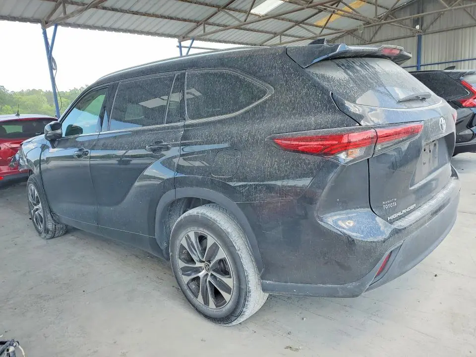 2020 TOYOTA HIGHLANDER XLE  