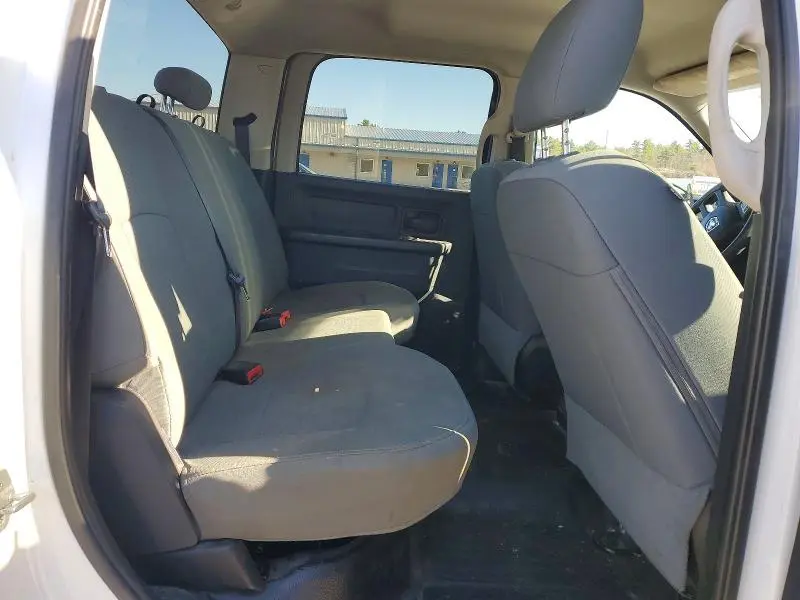2015 RAM 2500 ST  