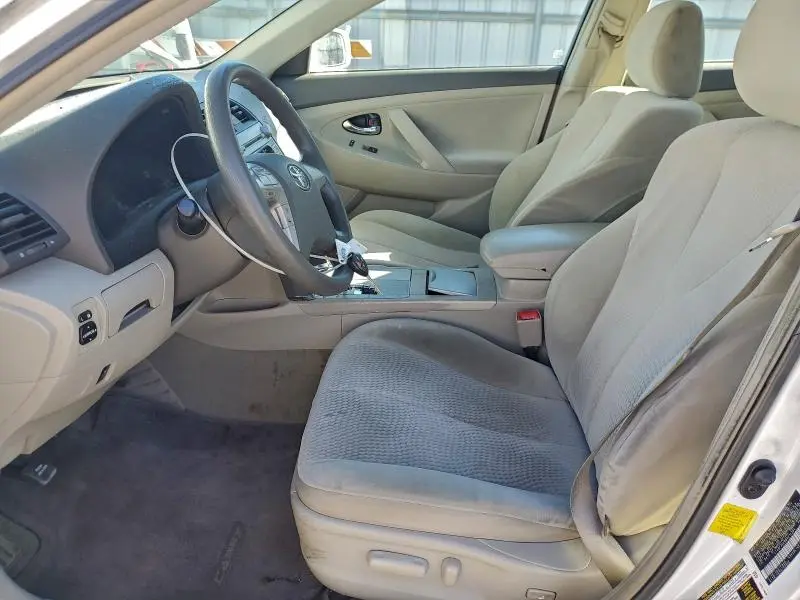 2011 TOYOTA CAMRY BASE  