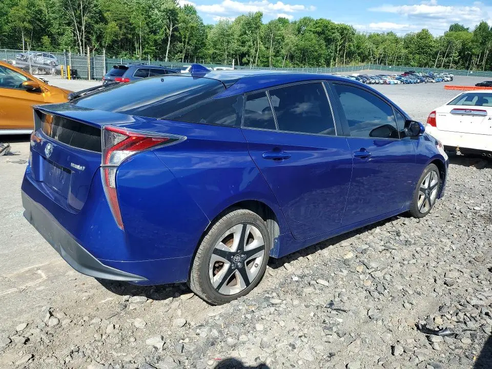 2017 TOYOTA PRIUS THREE TOURING  