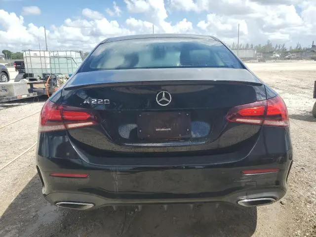 2020 MERCEDES-BENZ A 220  