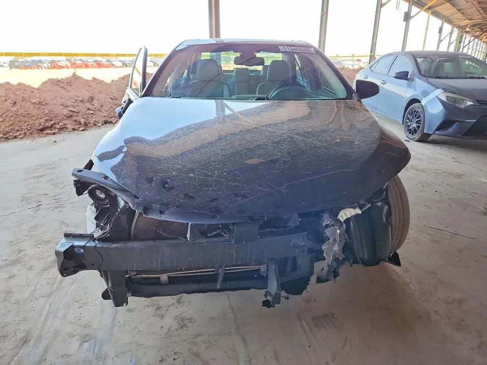 2016 TOYOTA CAMRY XLE  