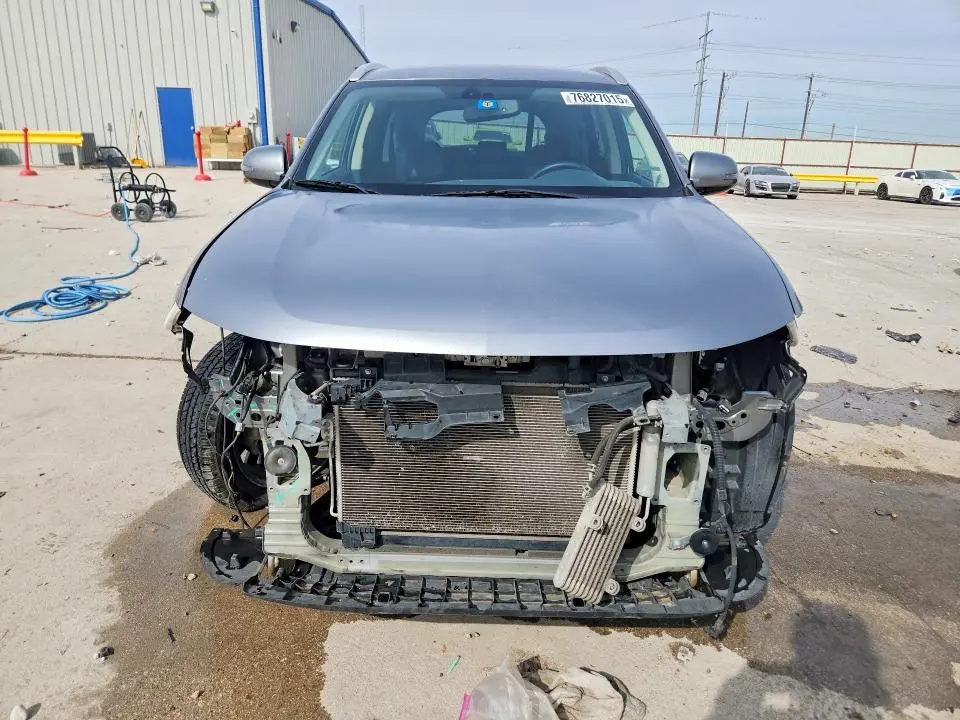 2019 MITSUBISHI OUTLANDER SE  