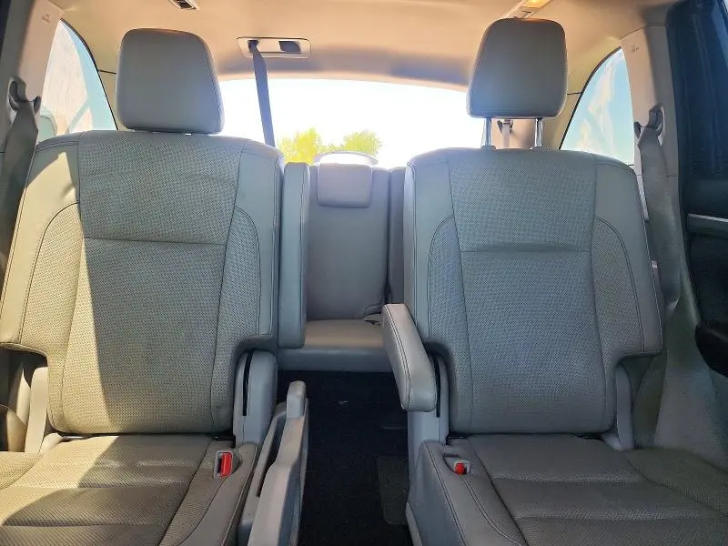 2019 TOYOTA HIGHLANDER LIMITED PLATINUM  