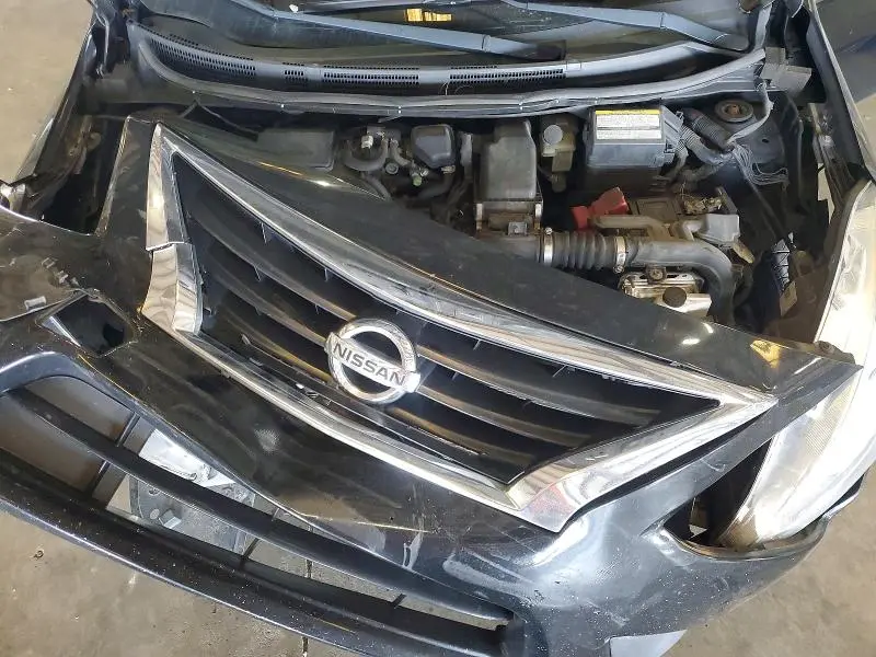 2018 NISSAN VERSA SV  