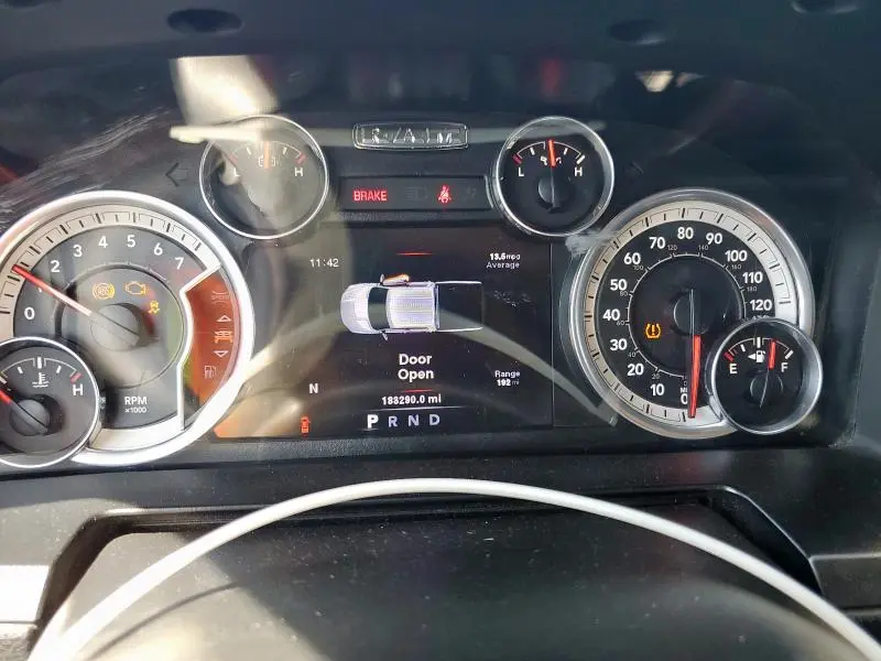 2014 RAM 1500 SPORT