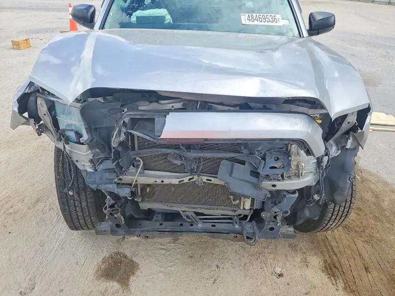 2016 TOYOTA TACOMA SR  