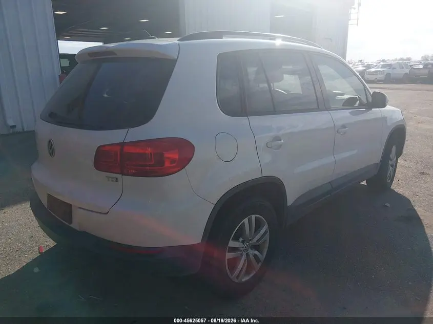 2017 VOLKSWAGEN TIGUAN  