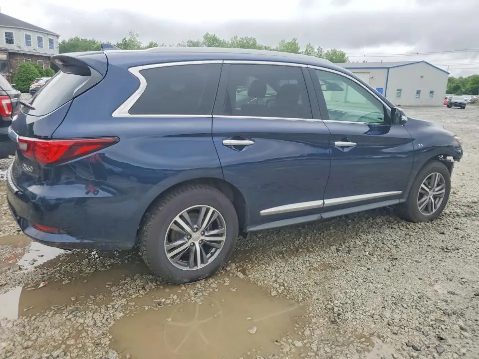 2020 INFINITI QX60 LUXE  