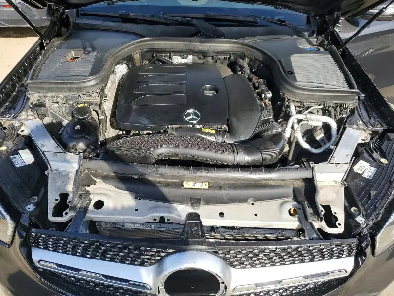 2020 MERCEDES-BENZ GLC 300  