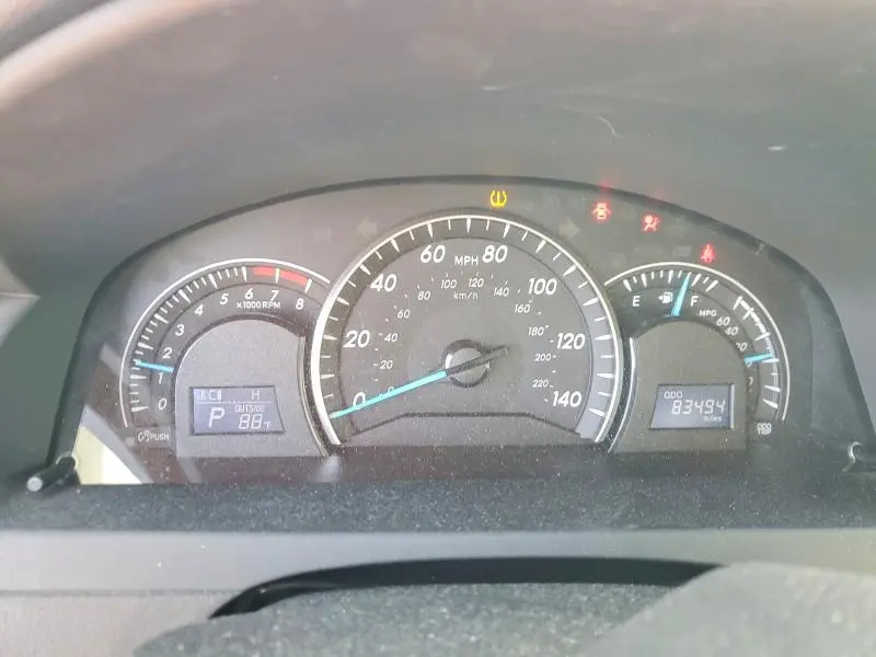 2012 TOYOTA CAMRY BASE  