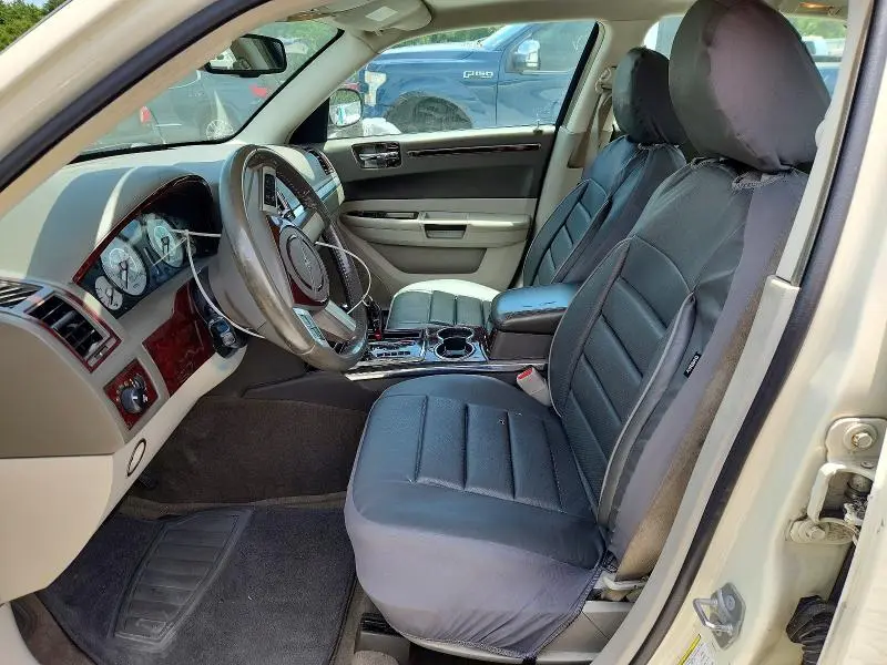 2010 CHRYSLER 300 TOURING  