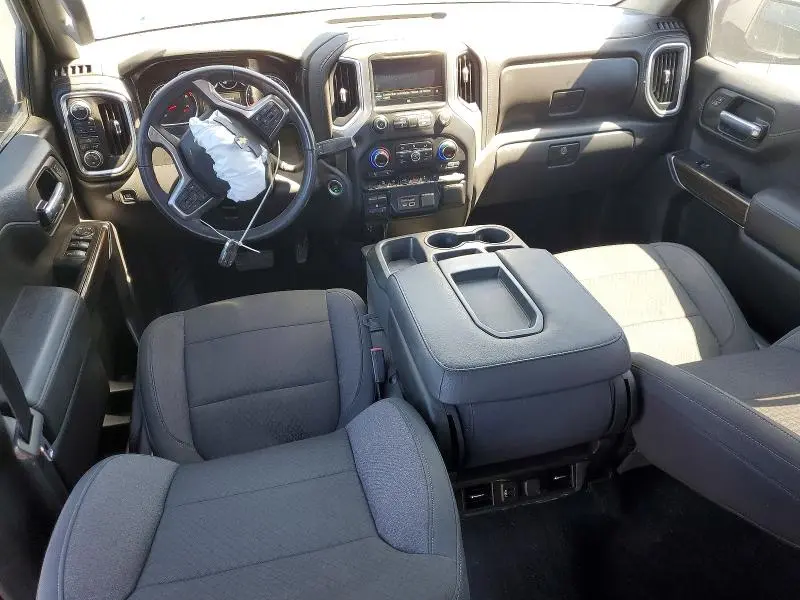 2021 CHEVROLET SILVERADO K1500 LT  