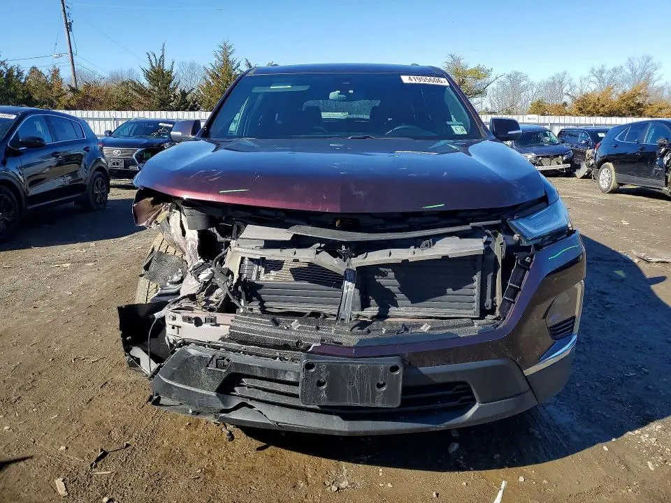 2023 CHEVROLET TRAVERSE LT  
