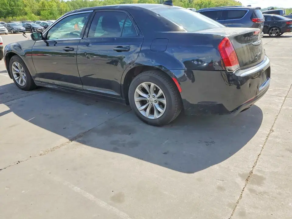 2015 CHRYSLER 300 LIMITED  