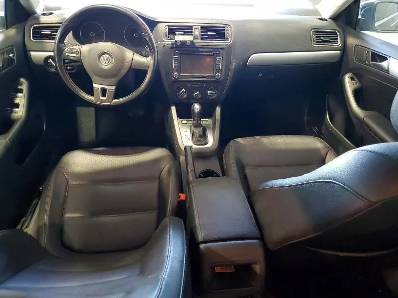 2014 VOLKSWAGEN JETTA SE  