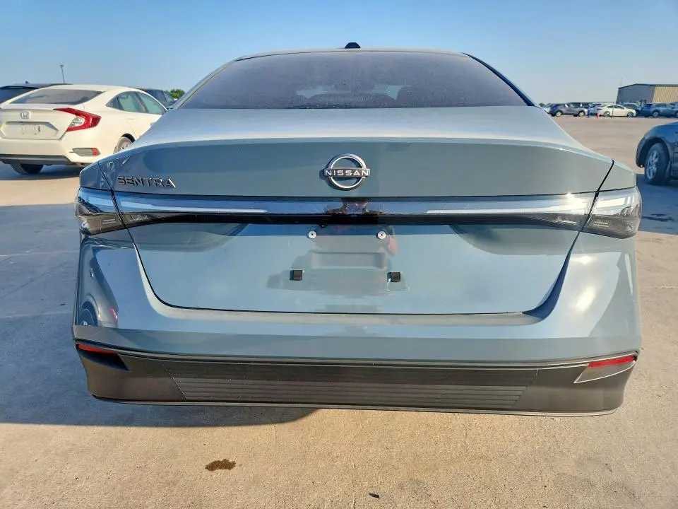 2026 NISSAN SENTRA SV  
