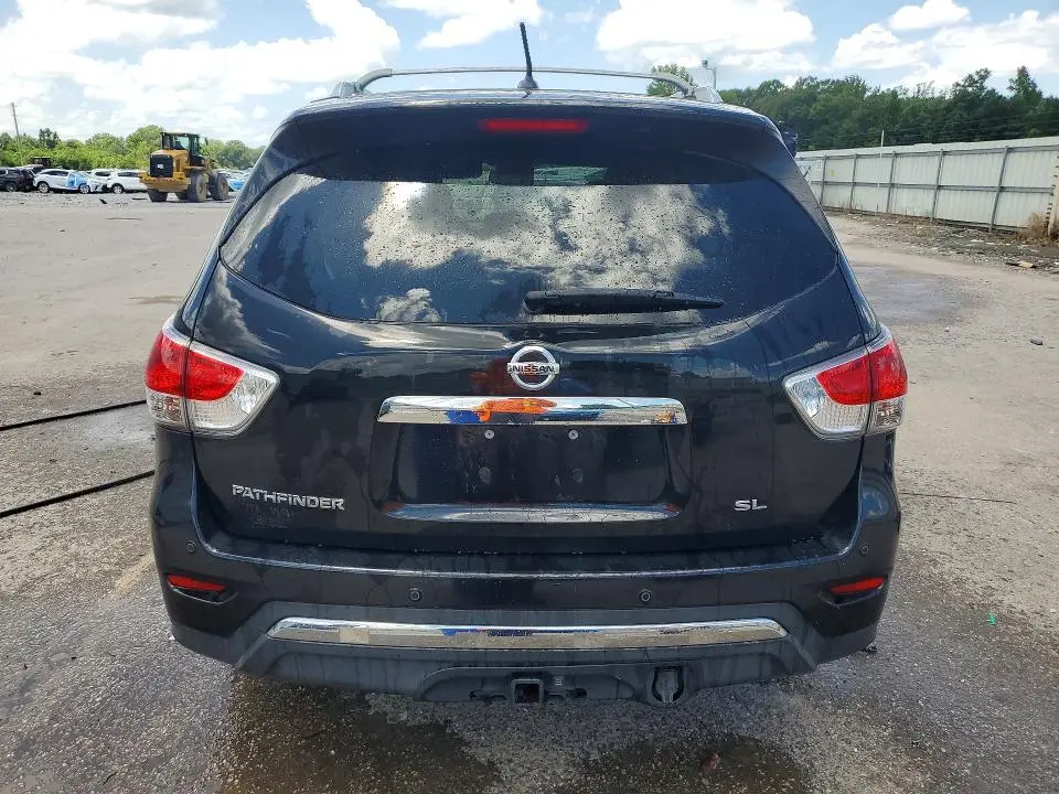 2015 NISSAN PATHFINDER SL  