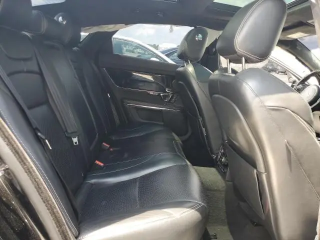 2015 JAGUAR XJ   