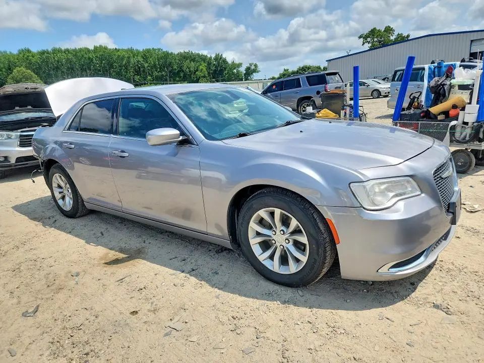 2015 CHRYSLER 300 LIMITED  