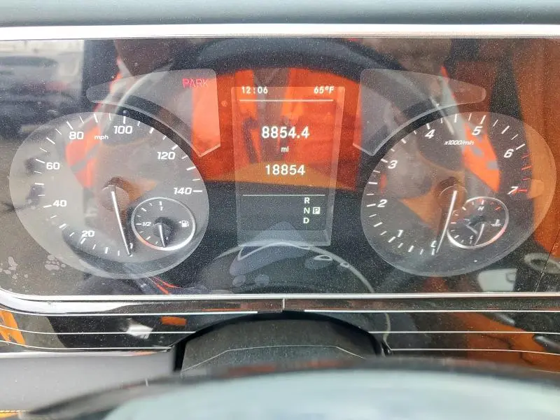 2023 MERCEDES-BENZ METRIS   