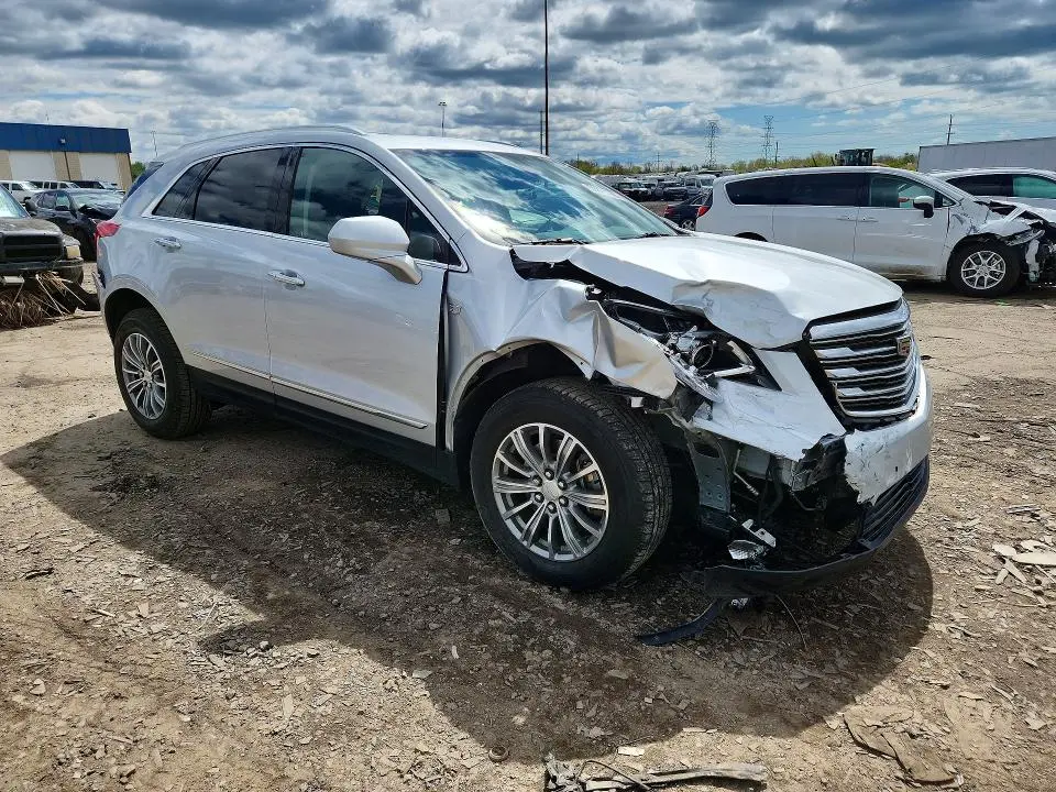 2019 CADILLAC XT5 LUXURY  