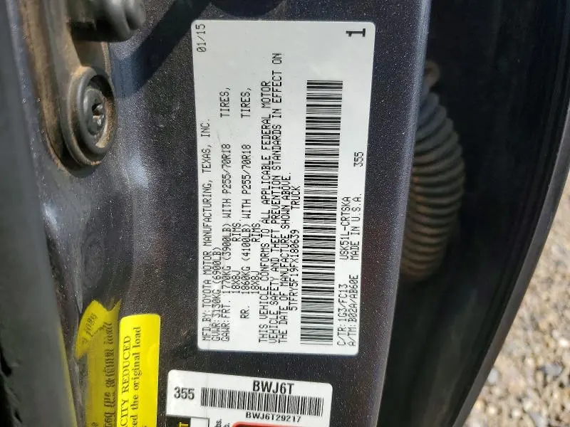 2015 TOYOTA TUNDRA SR5  