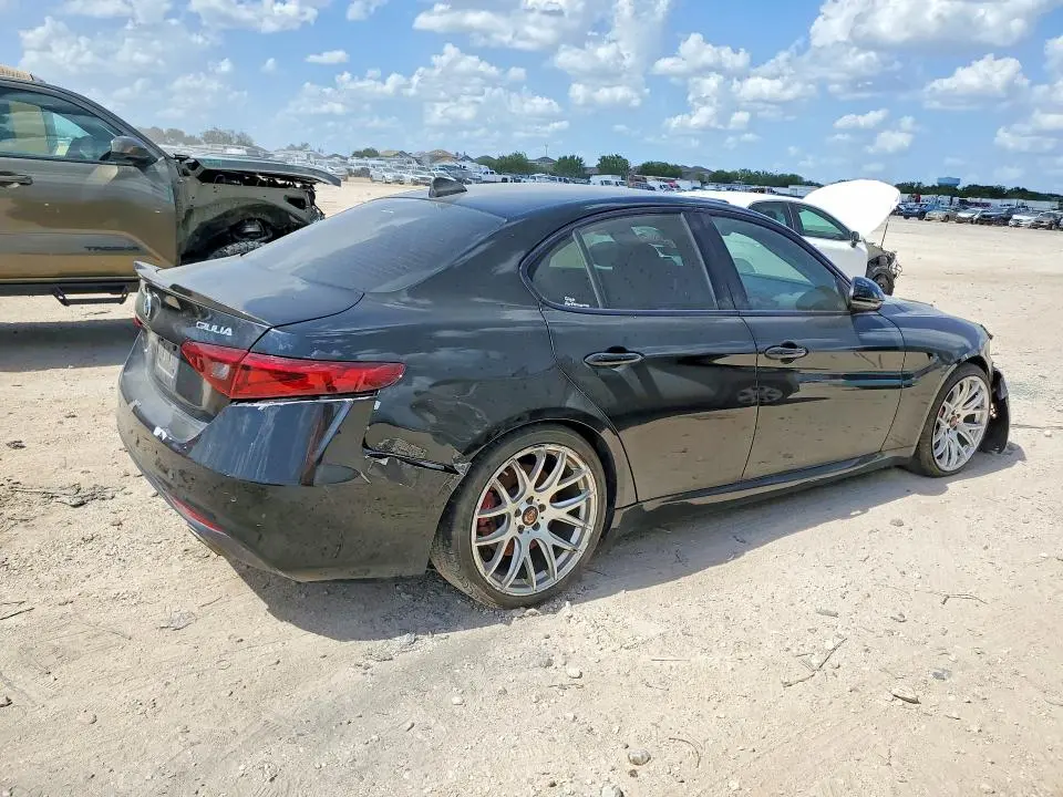 2019 ALFA ROMEO GIULIA TI  