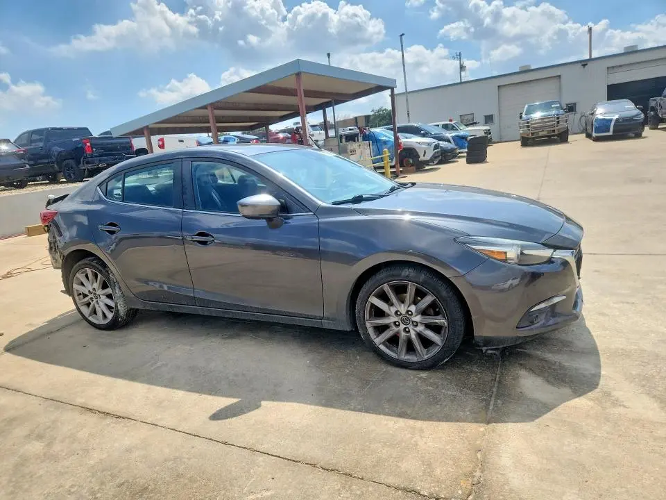 2017 MAZDA 3 GRAND TOURING  